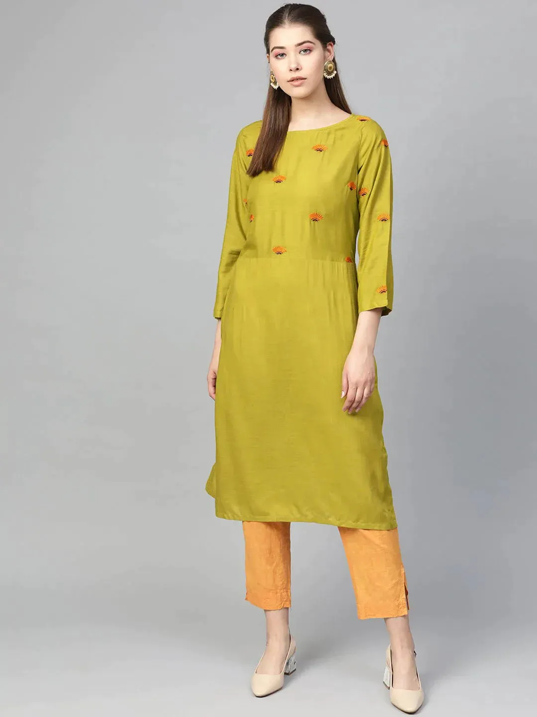 Women Green Yoke Design Straight Kurta