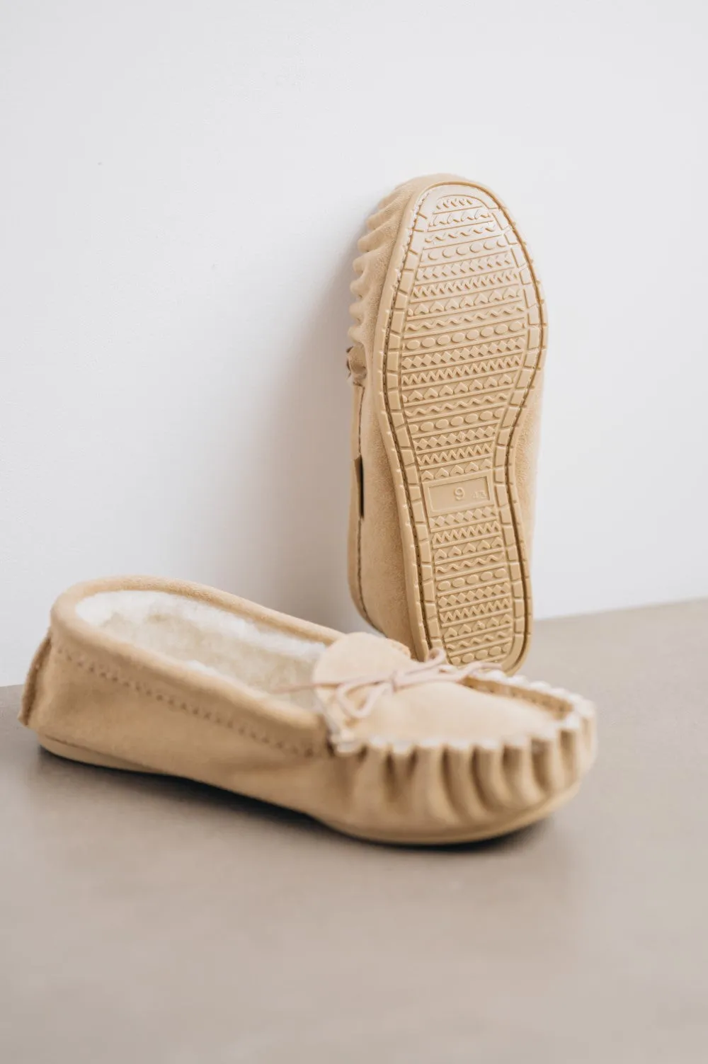 Women's Moccasin slippers Wool Lined with Sole